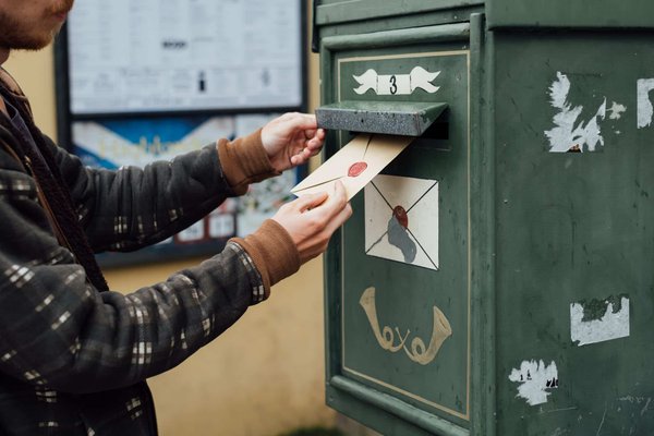 Quelles sont les normes relatives aux boîtes aux lettre en France ?