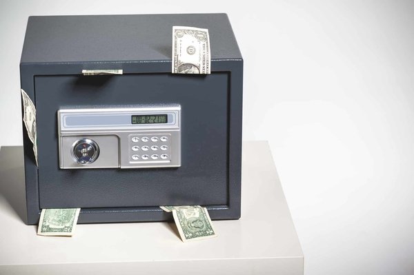 Pourquoi acheter un coffre-fort pour stocker les armes de poing ?